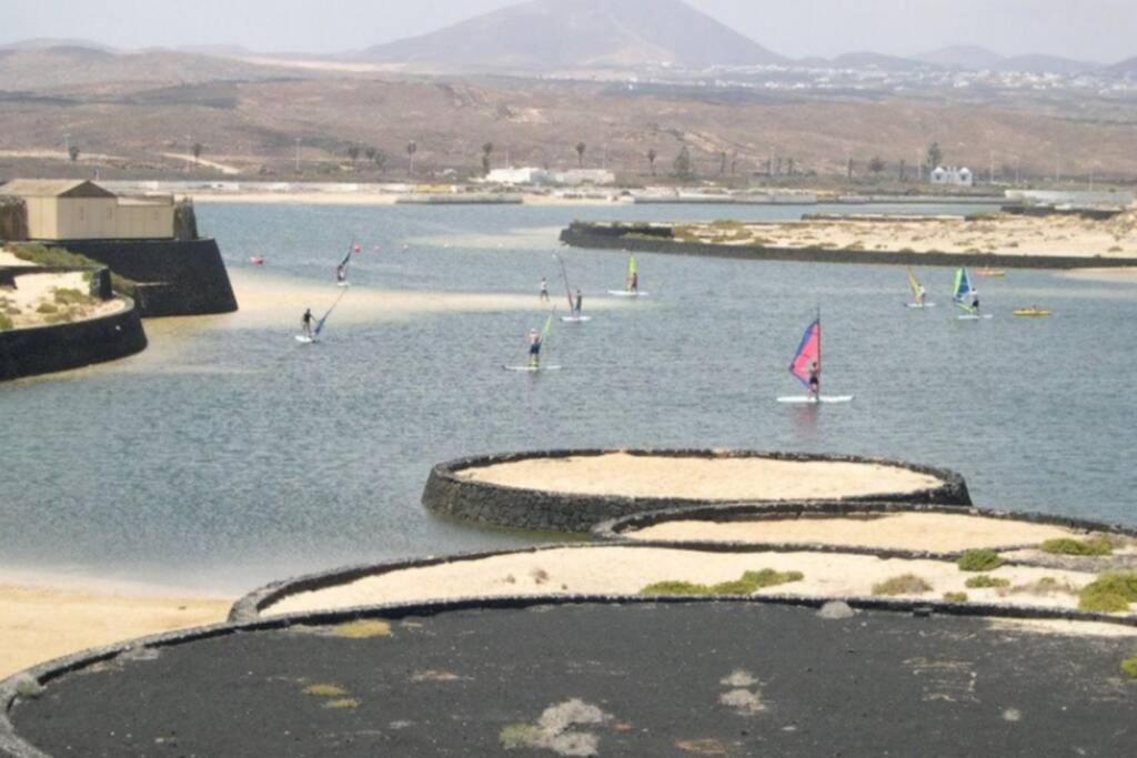 Rosa De Los Vientos, Tu Norte En Lanzarote La Santa Exterior photo